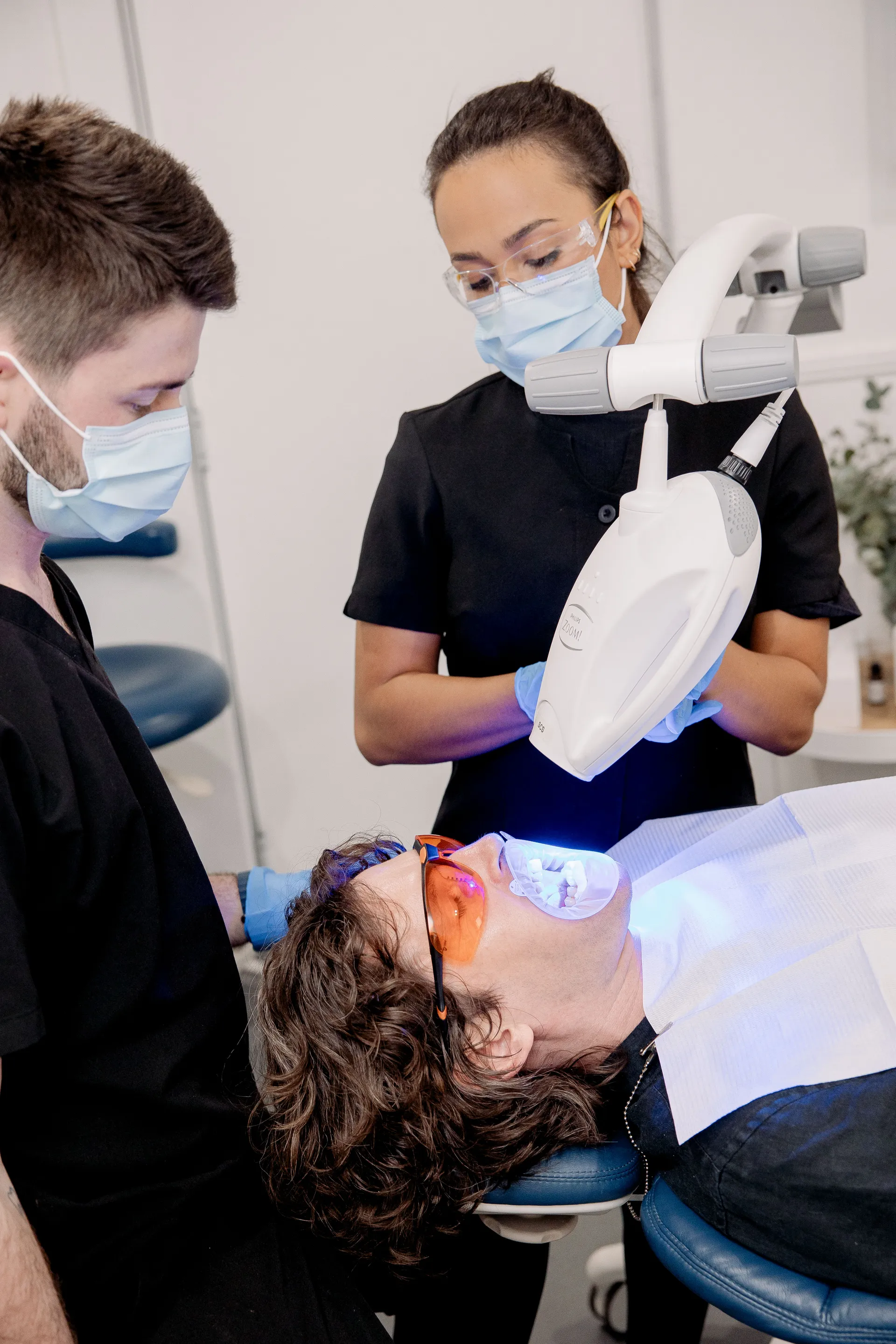 Teeth Whitening Sydney | Zoom Whitening From $600 | My Local Dentists