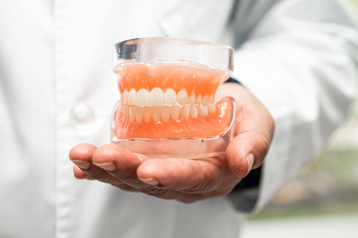 Denture Pros And Cons — Weighing Up Your Options