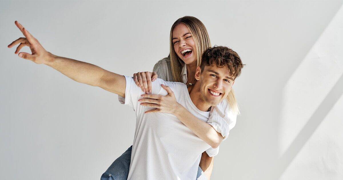 How to Have White Teeth? 5 Effective Teeth Whitening Tips