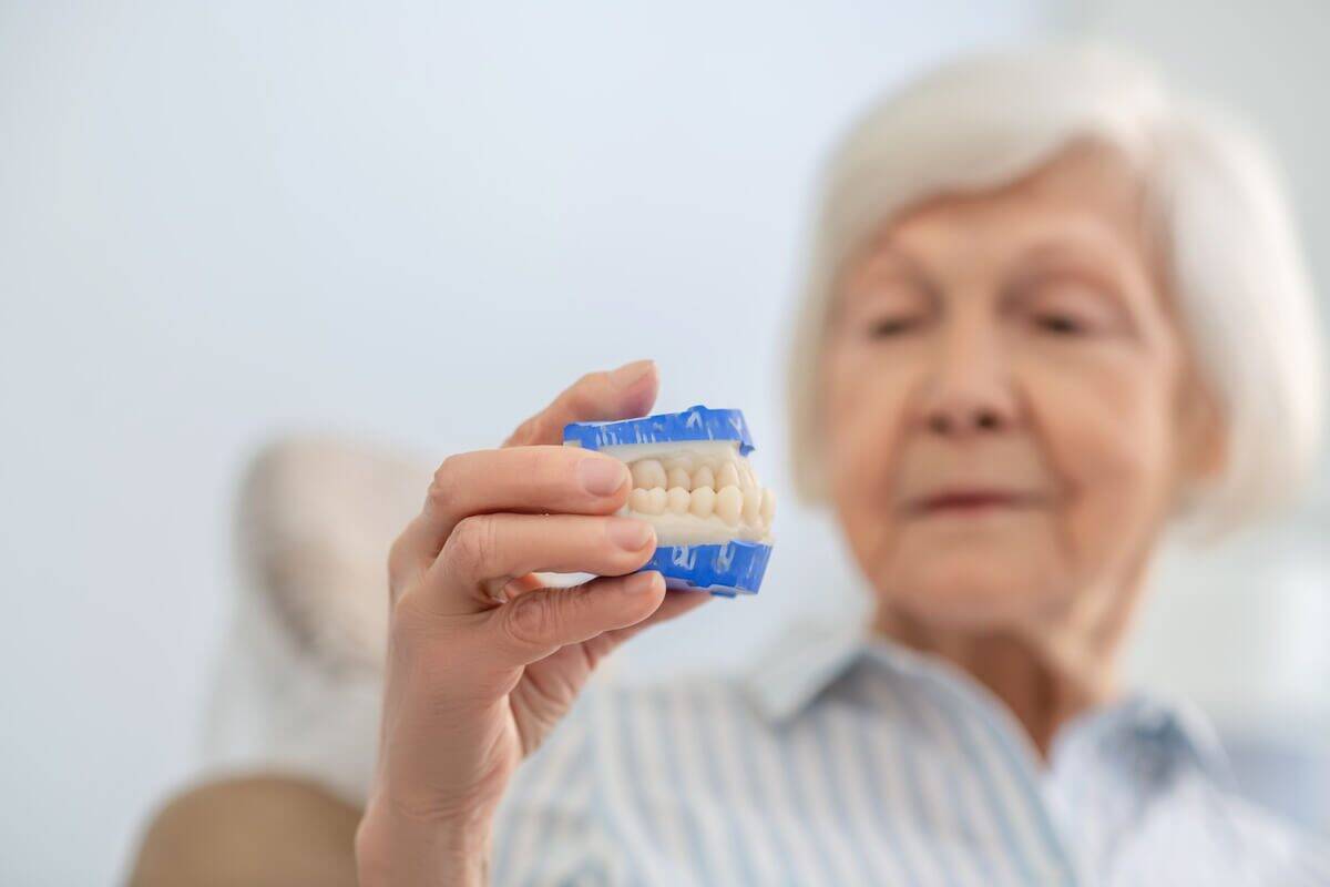 How To Make Your Dentures Fit Better And Feel More Comfortable?