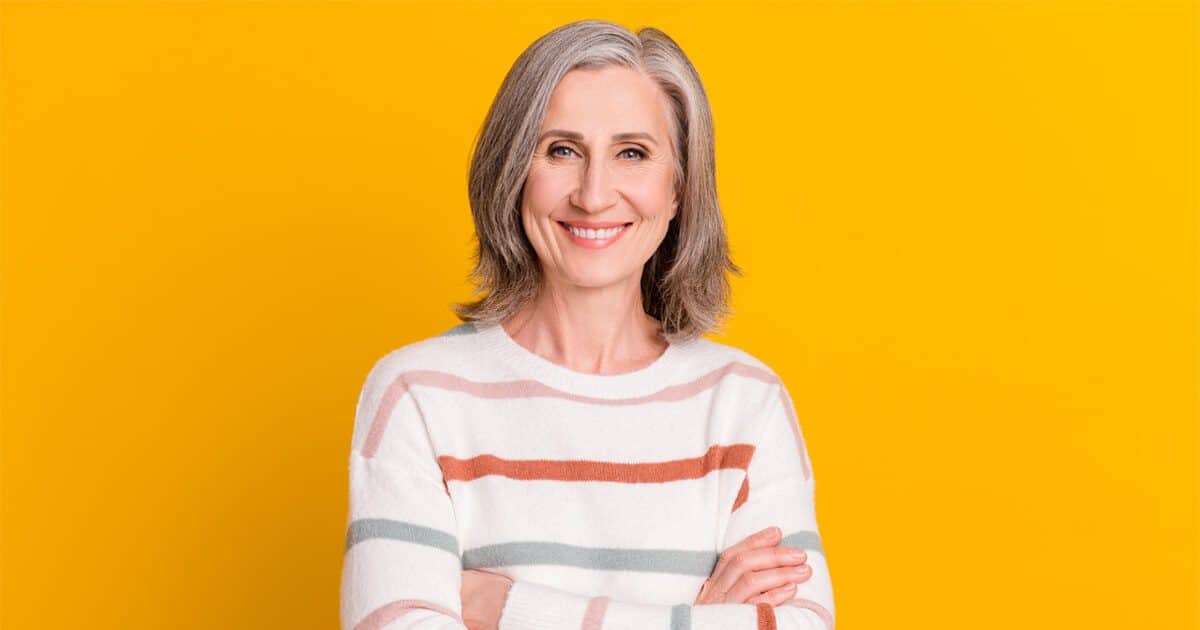 What Are Dental Implants? Understand Whether They're Suitable