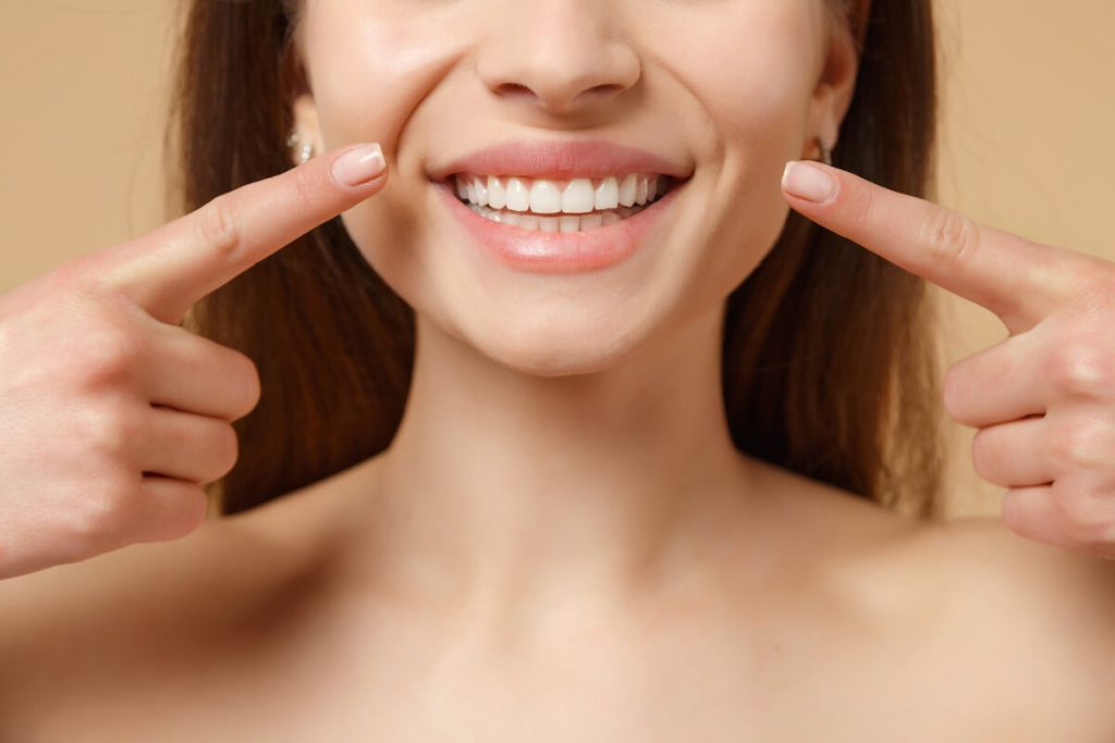 how to get rid of yellow teeth fast