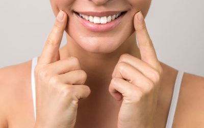 What Causes Yellow Teeth and How Does Teeth Whitening Help