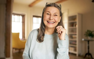Can Dentures Be Fitted to Receding Gums? Solutions for Comfortable Fit