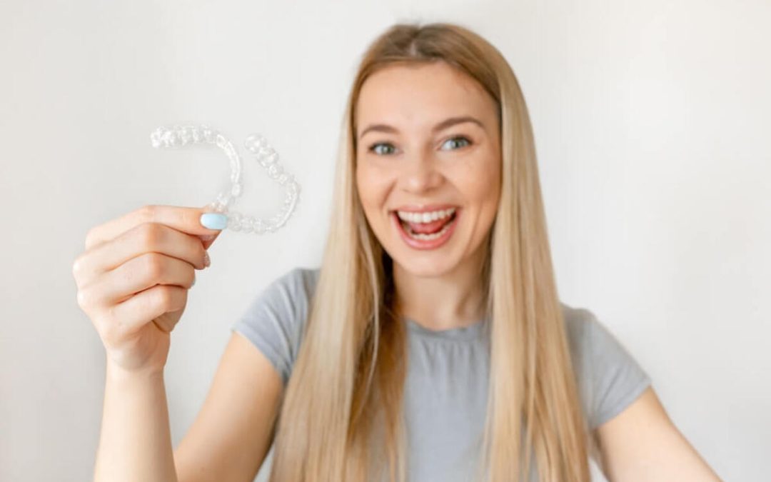 Can You Chew Gum With Invisalign? A Guide To Gum-Chewing With Clear Aligners