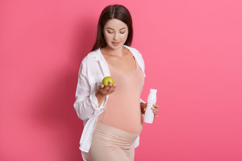 How do pregnant women protect their teeth during pregnancy
